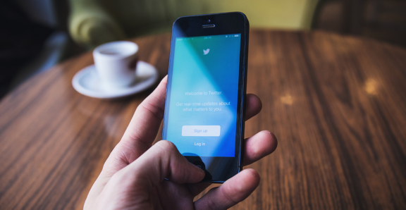 Is Twitter Worth It? Pros and Cons
