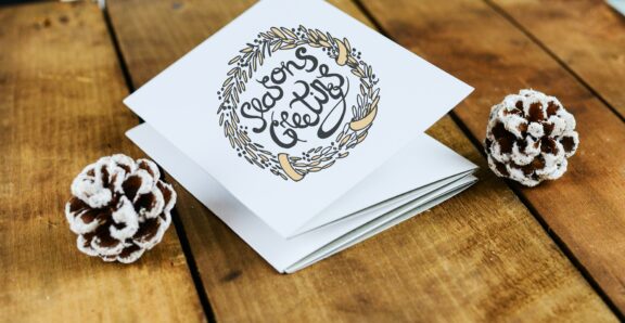 How to Make the Perfect Corporate Holiday Card